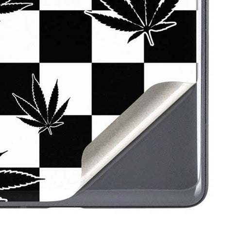 Marijuana Checkered Google Pixel 7a Skin